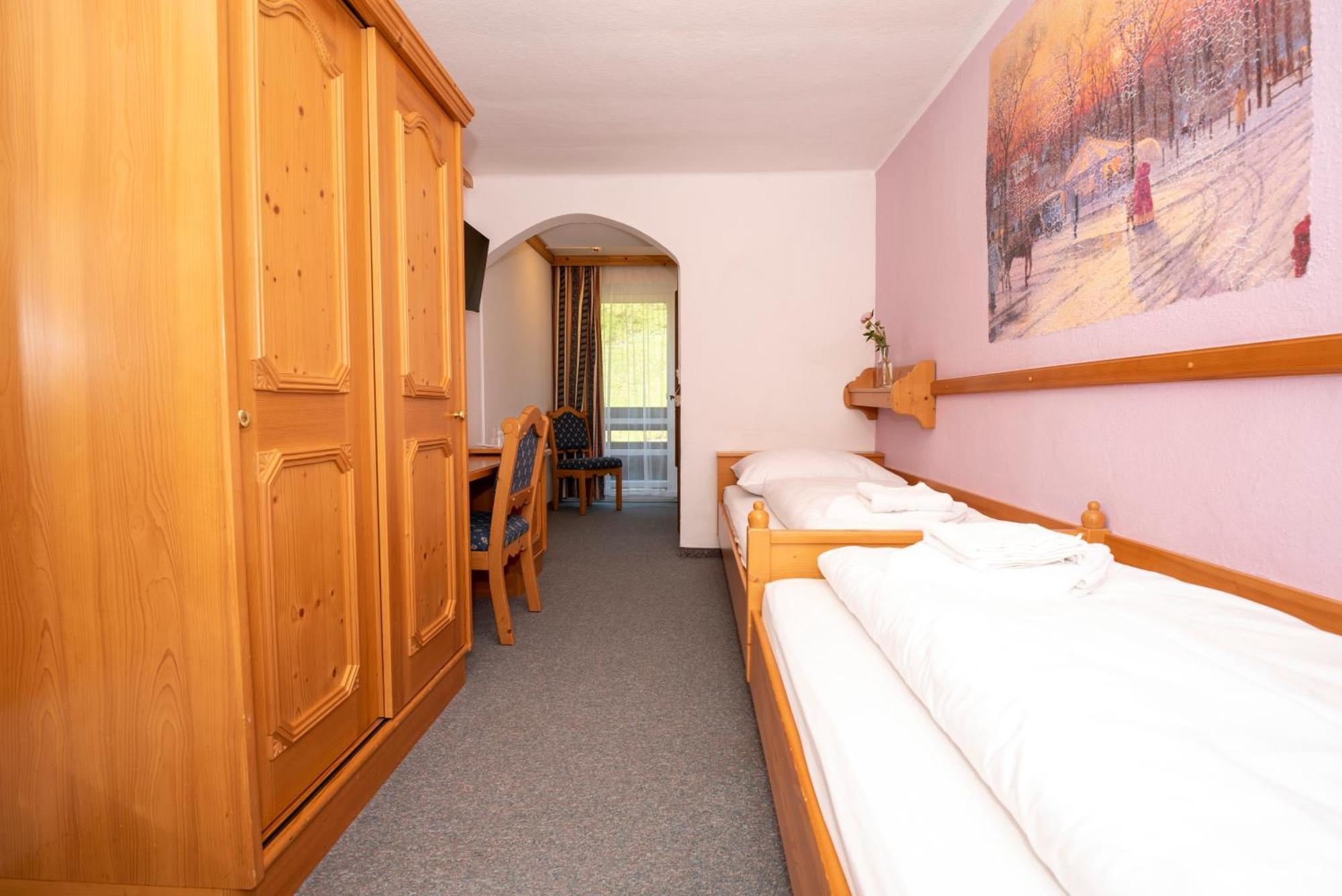 Tauplitzalm Hotel Alpen Arnika מראה חיצוני תמונה